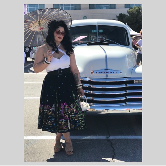 Meet your posher - Picture 2 of 14